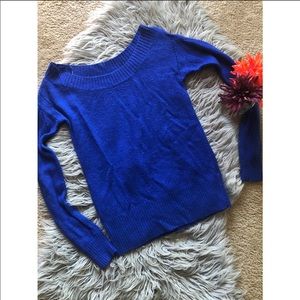 American Eagle Blue Crewneck Sweater